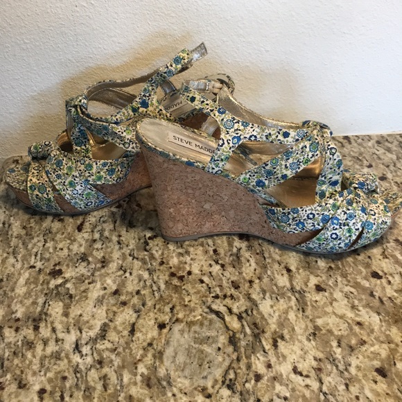 Steven Madden Sandals - Picture 2 of 4